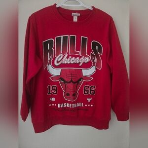 Ladies Chicago Bulls Sweatshirt